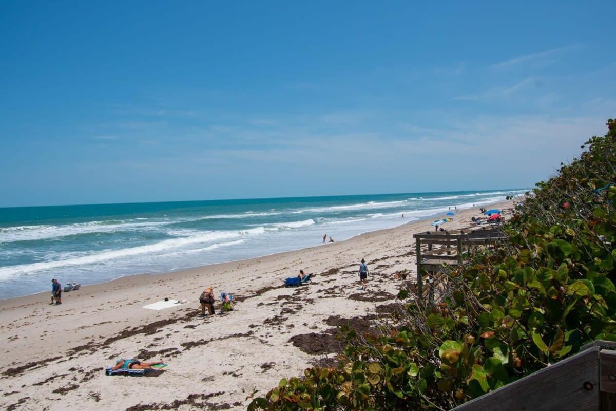 Luxury Townhouse Minutes From Beach And Downtown Indian Harbour Beach Extérieur photo