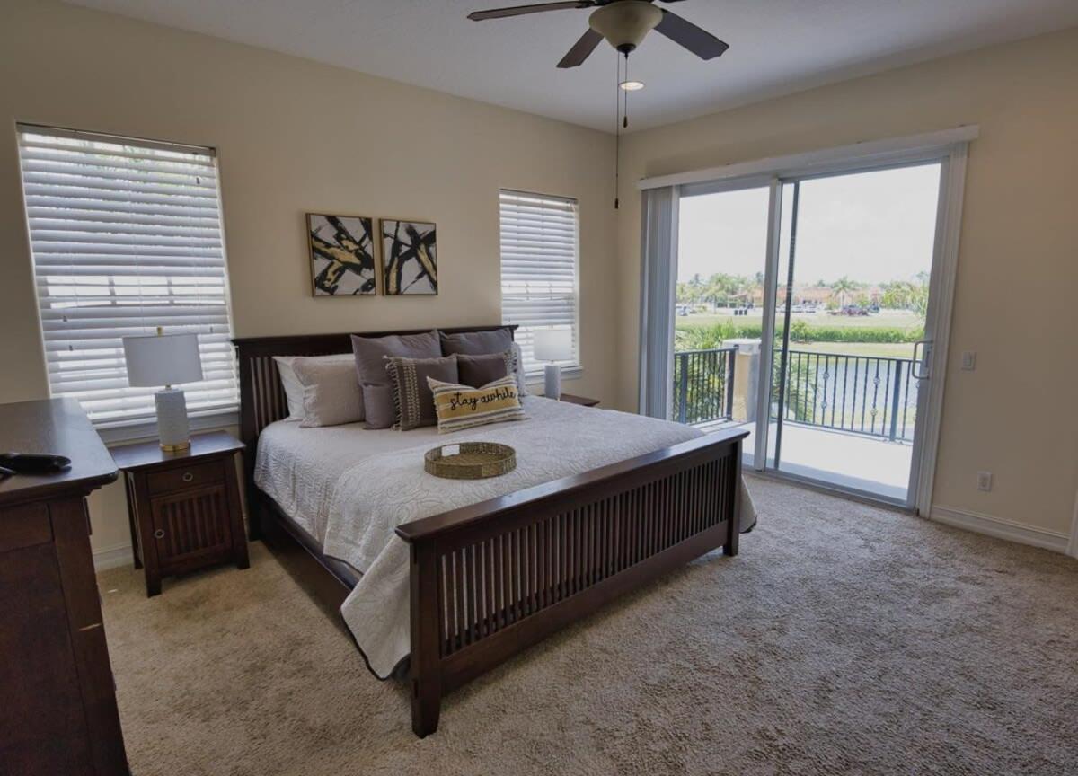 Luxury Townhouse Minutes From Beach And Downtown Indian Harbour Beach Extérieur photo